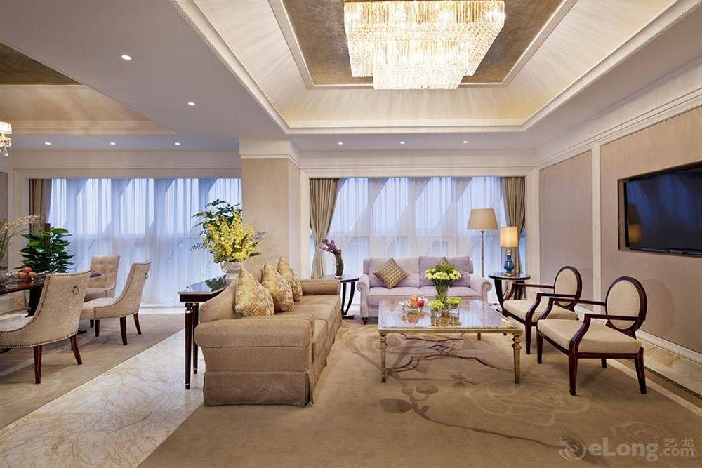 Riverside Hotel 5*